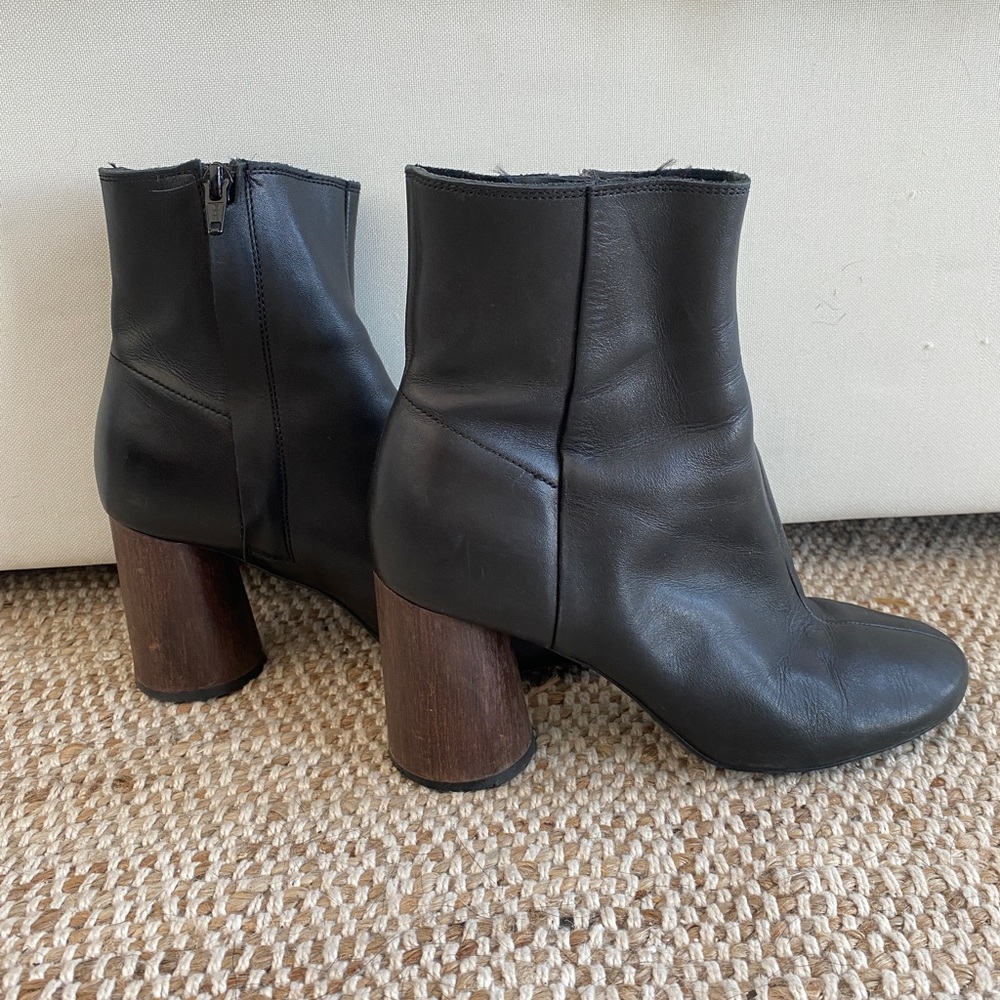 & Other Stories Black Heeled Bootie